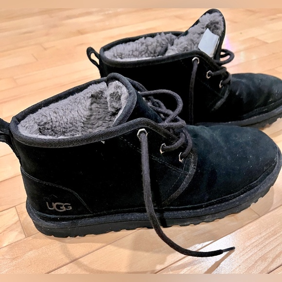 UGG Men's Neumel Boot Black Size 11 - Picture 1 of 9